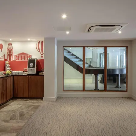 Отель Doubletree By Hilton Centre Бристоль