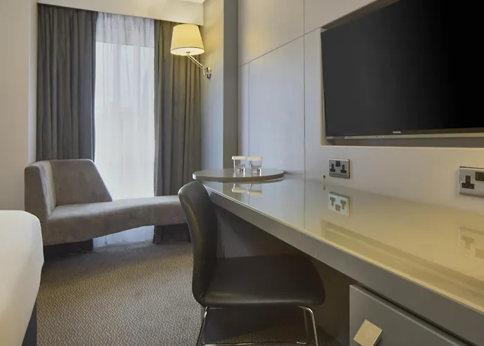 Doubletree By Hilton Centre