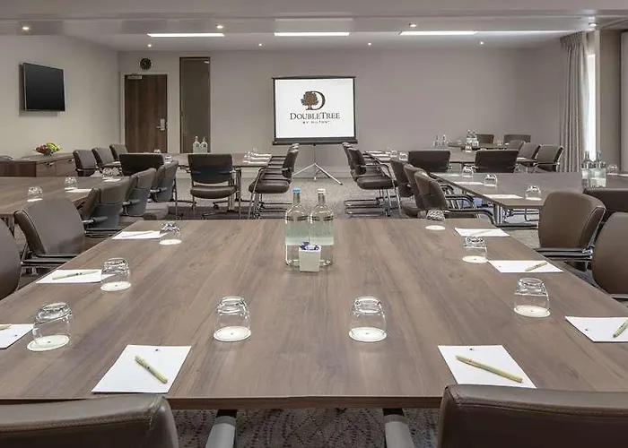 Doubletree By Hilton Centre Отель