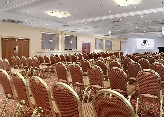 Doubletree By Hilton Centre Отель