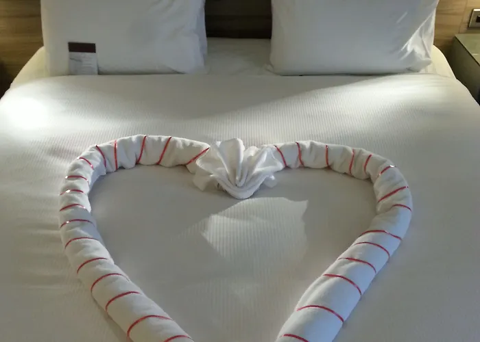 Doubletree By Hilton Centre Отель 4*