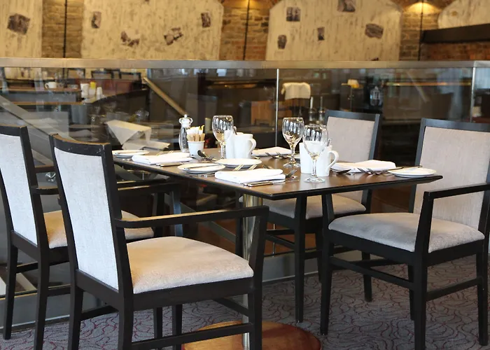 Doubletree By Hilton Centre Отель