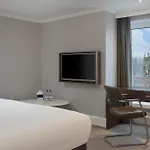Doubletree By Hilton Centre Hotel 4*