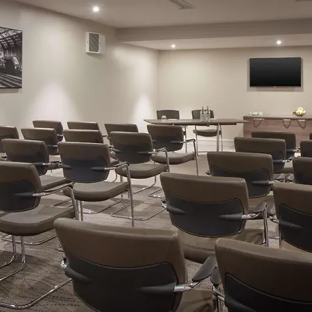 Ξενοδοχείο Doubletree By Hilton Centre 4*