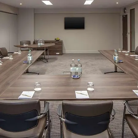 فندق Doubletree By Hilton Centre بريستول