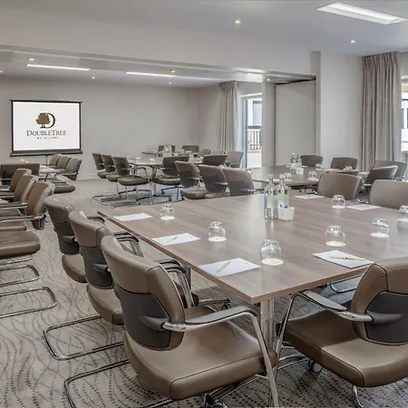 Doubletree By Hilton Centre فندق بريستول