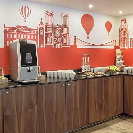 Doubletree By Hilton Centre Hotel 4*