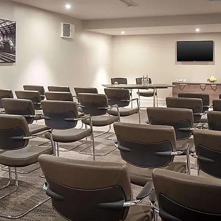 Doubletree By Hilton Centre 4*