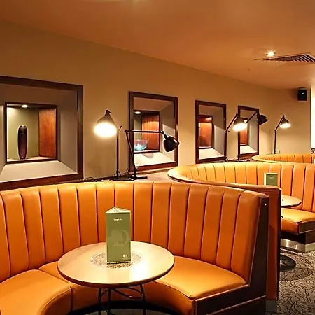 Doubletree By Hilton Centre Hotel