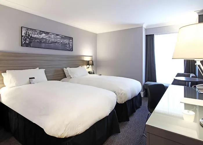 Doubletree By Hilton Centre Bristol