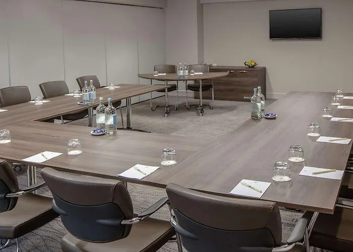 Hotel Doubletree By Hilton Centre 4*