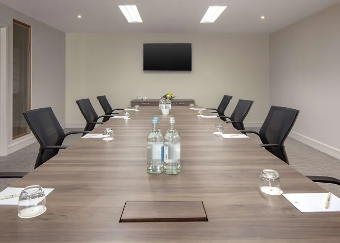 布里斯托市中心希尔顿逸林酒店