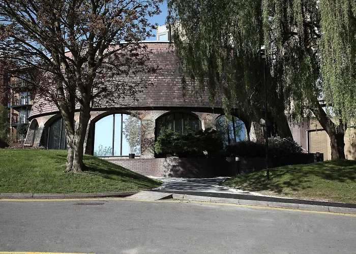 ホテル ダブルツリー バイ ヒルトン シティ センター ブリストル