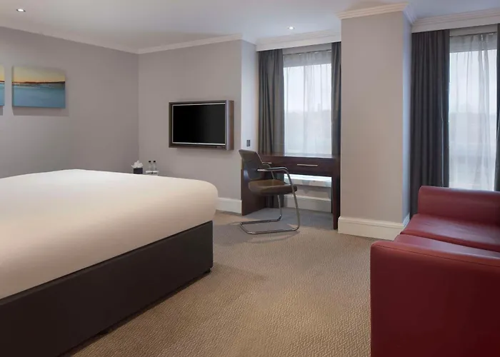 Doubletree By Hilton Centre