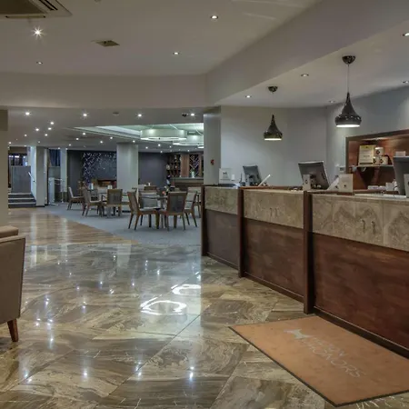 Doubletree By Hilton Centre