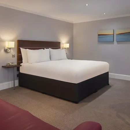 Doubletree By Hilton Centre Hotel