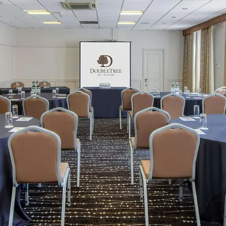 Doubletree By Hilton Centre Отель Бристоль