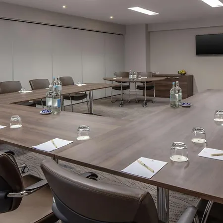 Doubletree By Hilton Centre