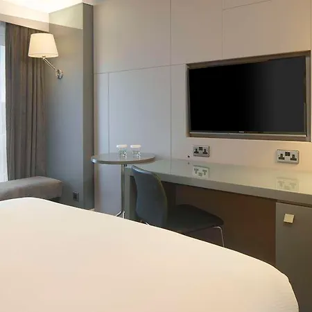 Hotel Doubletree By Hilton Centre 4*