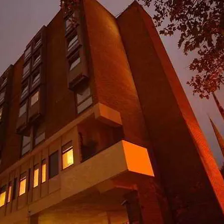 Doubletree By Hilton Centre